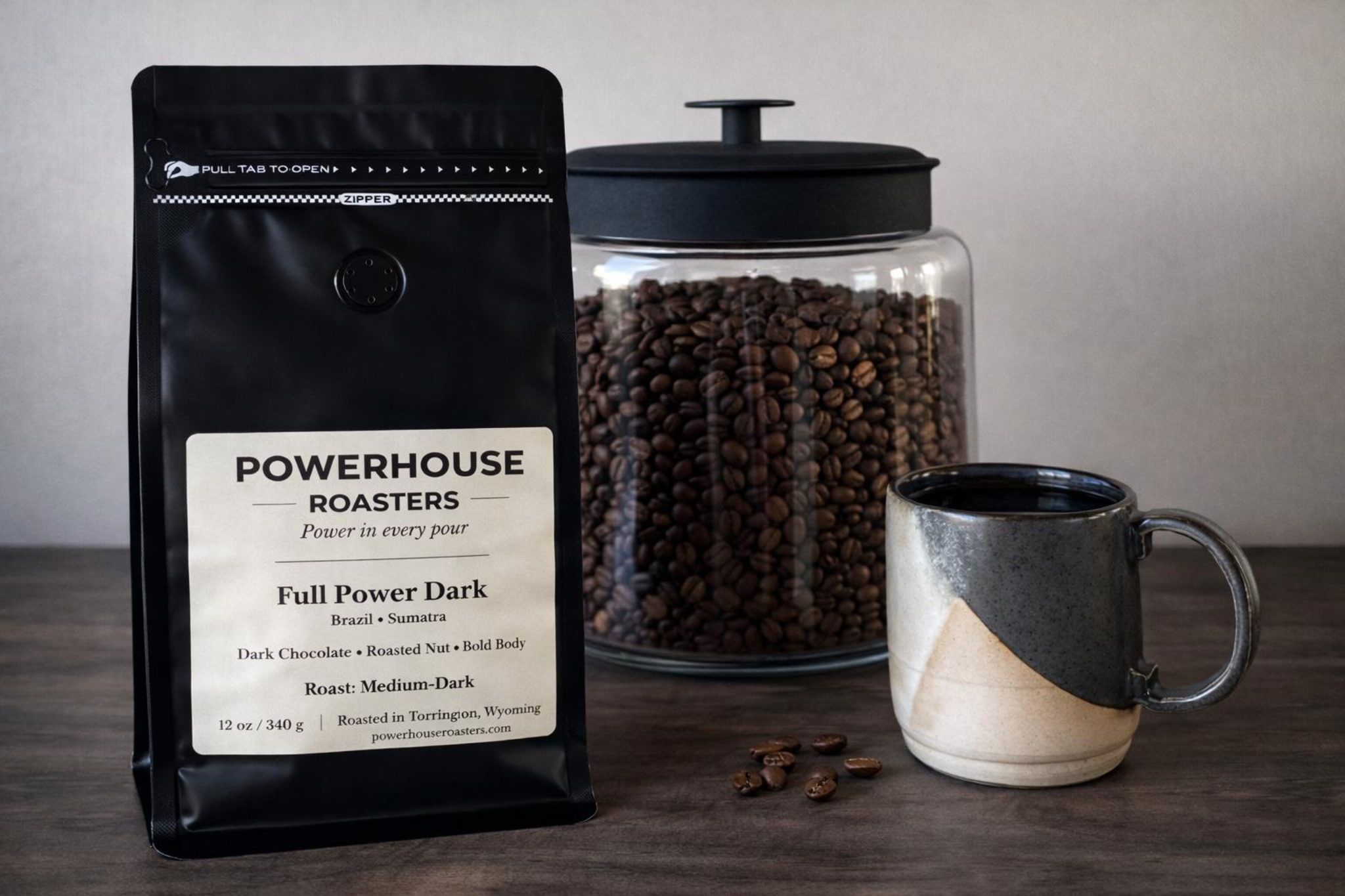 Full Power Dark lifestyle image